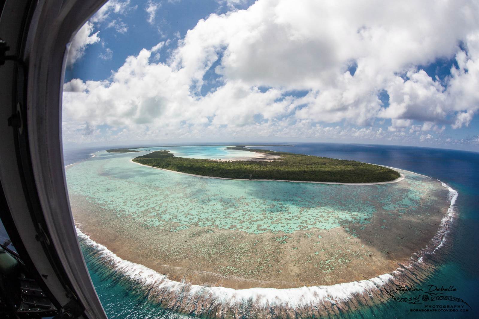 Bora Bora Photographer Stephan & Bonnie | 100% Positive reviews! | Tupai Photo-Shoot with Tahiti Nui Helicopter